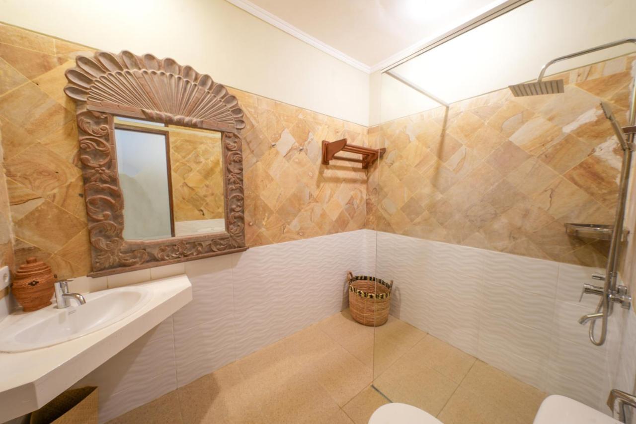Villa Chandi 1 - Legian-seminyak - 8 Bedroom - 7 Bathroom